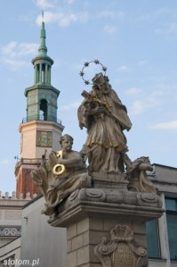 Poznań | figura św. Jana Nepomucena| od wschodu | stan na 2013-08-24