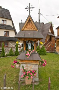 Bukowina Tatrzańska | kapliczka Matki Boskiej | od wschodu | stan na 2015-07-13