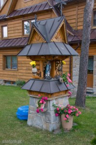 Bukowina Tatrzańska | kapliczka Matki Boskiej | od południowego-wschodu | stan na 2015-07-13