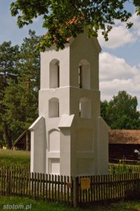 Olsztynek | kapliczka z figurą Matki Boskiej | od południowego-wschodu | stan na 2015-08-01