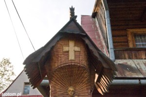 Bukowina Tatrzańska | kapliczka św. Antoniego | fragment | od południa | stan na 2015-07-17