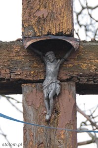 Mierzynek | krzyż | fragment | od południowego-wschodu | stan na 2016-02-13