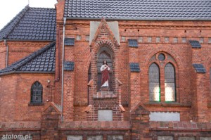 Złotoria | kapliczka z figurą Chrystusa | widok ogólny | od północnego-wschodu | stan na 2015-03-17