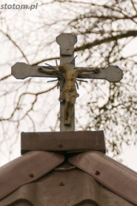 Młyniec Pierwszy | kapliczka Matki Boskiej | fragment | od północnego-wschodu | stan na 2016-03-18