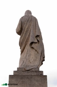 Busko-Zdrój | figura Jezusa Chrystusa | fragment | od północnego-zachodu | stan na 2016-07-16