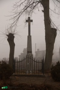 Wąbrzeźno | krzyż | widok ogólny | od południa | stan na 2017-02-17